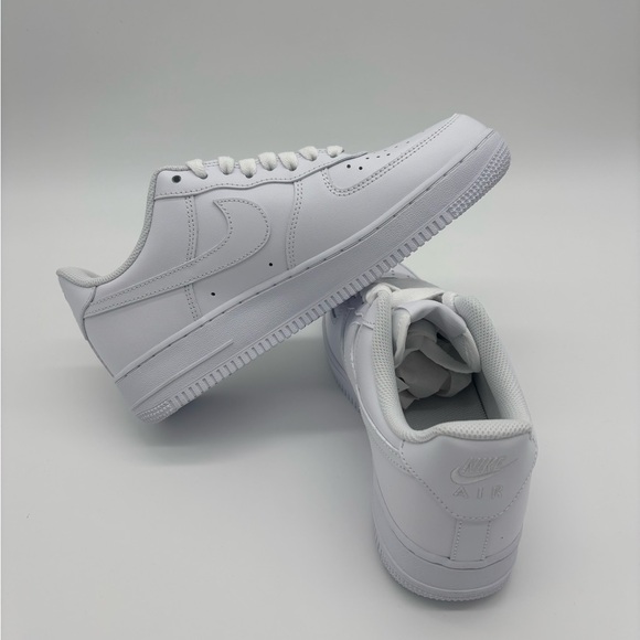 Nike Air Force 1 - Picture 5 of 7